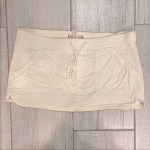 Hollister mini skirt